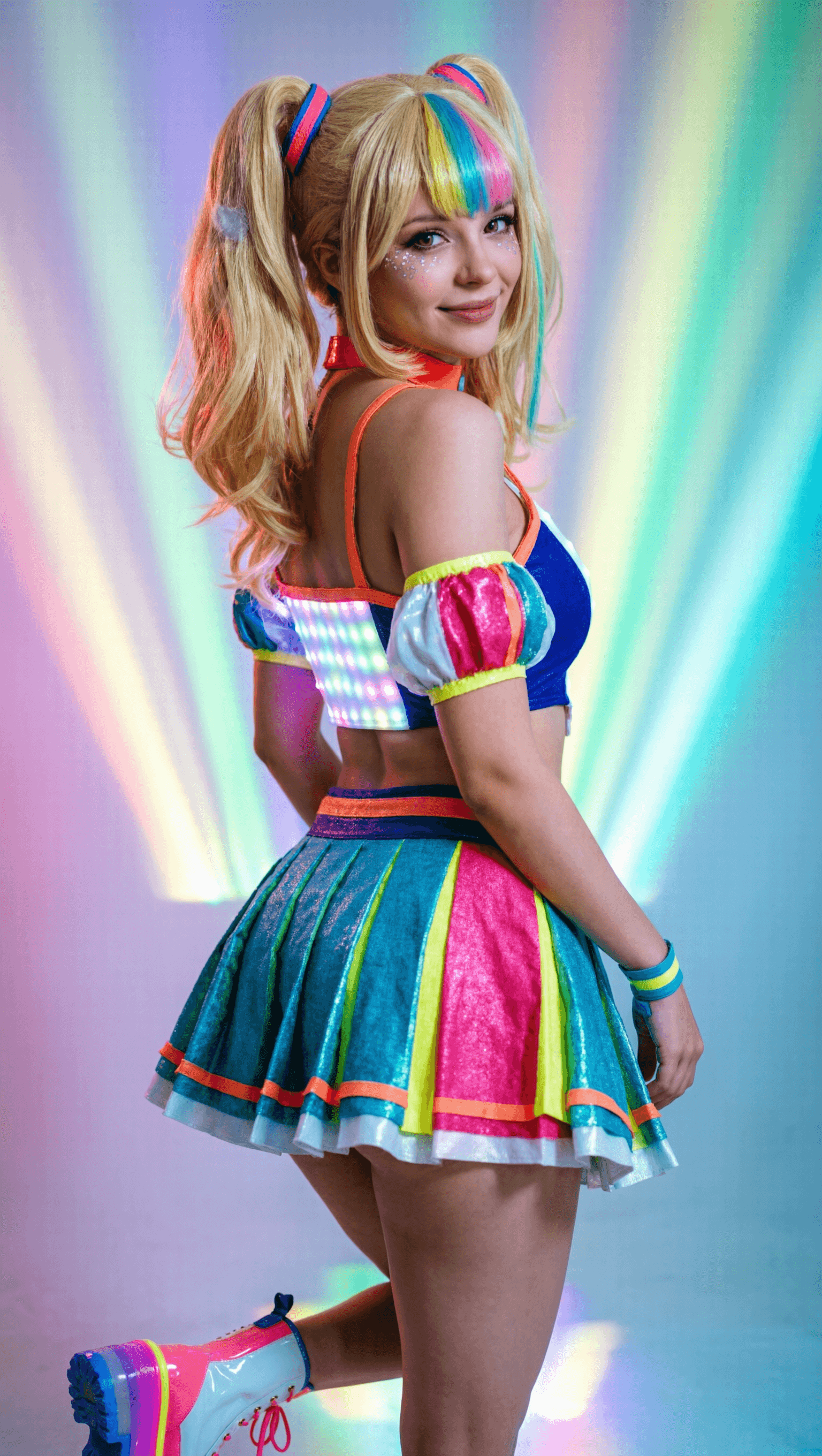 Neon Idol