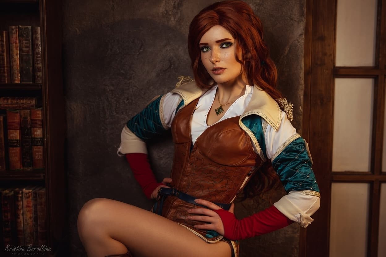 Crimson Witch - Gallery Set 1